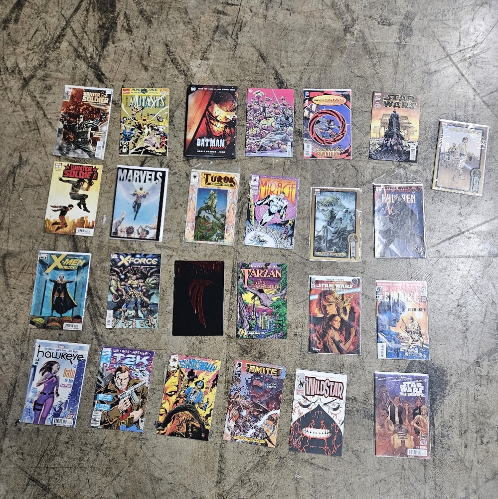 Assorted Lot Of 25 ( Marvel, DC, Valiant, Image & Dark Horse ) Comic Books
